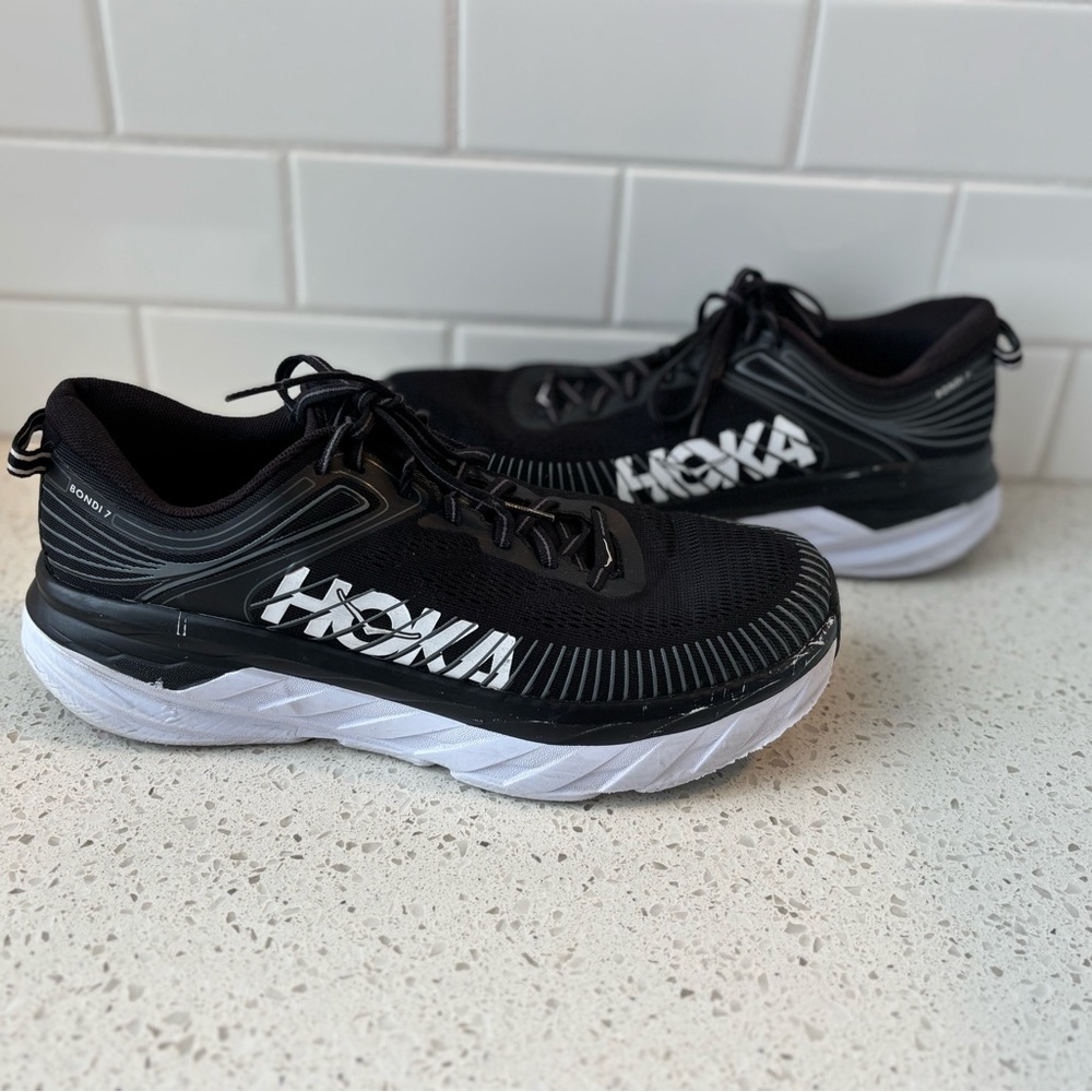 Hoka Bondi 7 Black Athletic Shoes